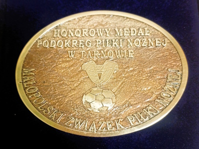 Małopolski Związek Piłki Nożnej wyróżnił Starostę Jacka Hudymę