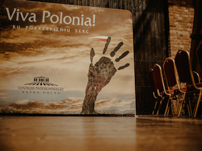 Hołd dla ks. Józefa Tischnera w Centrum Paderewskiego