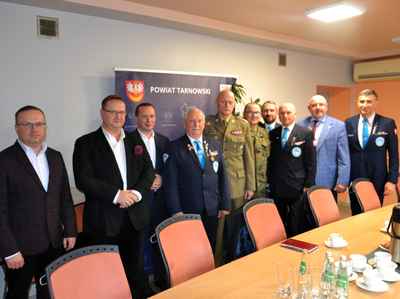 Wspólna inicjatywa dwóch powiatów dla uczczenia weteranów