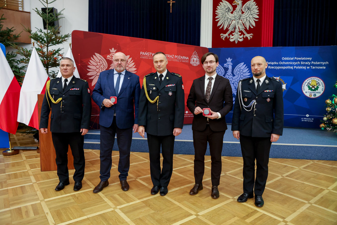 599910472 1288321779994057 1648563269297953935 n