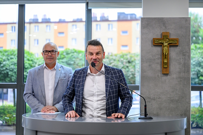 Słowa uznania skierowal także obecny na spotkaniu przewodniczący Rady Powiatu tarnowskiego Paweł Smoleń