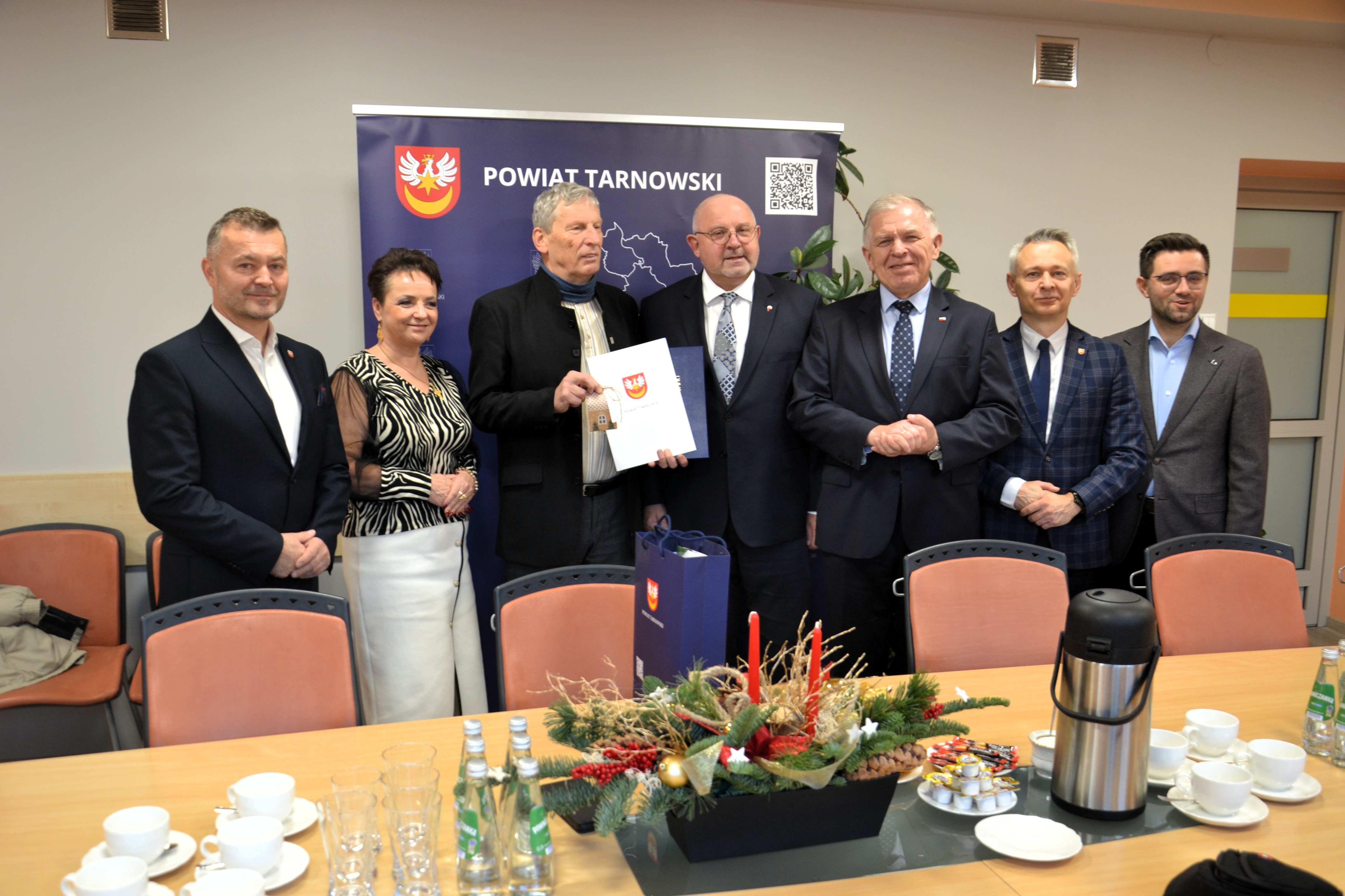 Wspólne zdjęcie po udanym spotkaniu