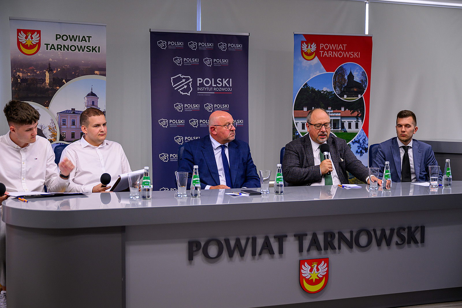 Organizatorzy debaty w loży